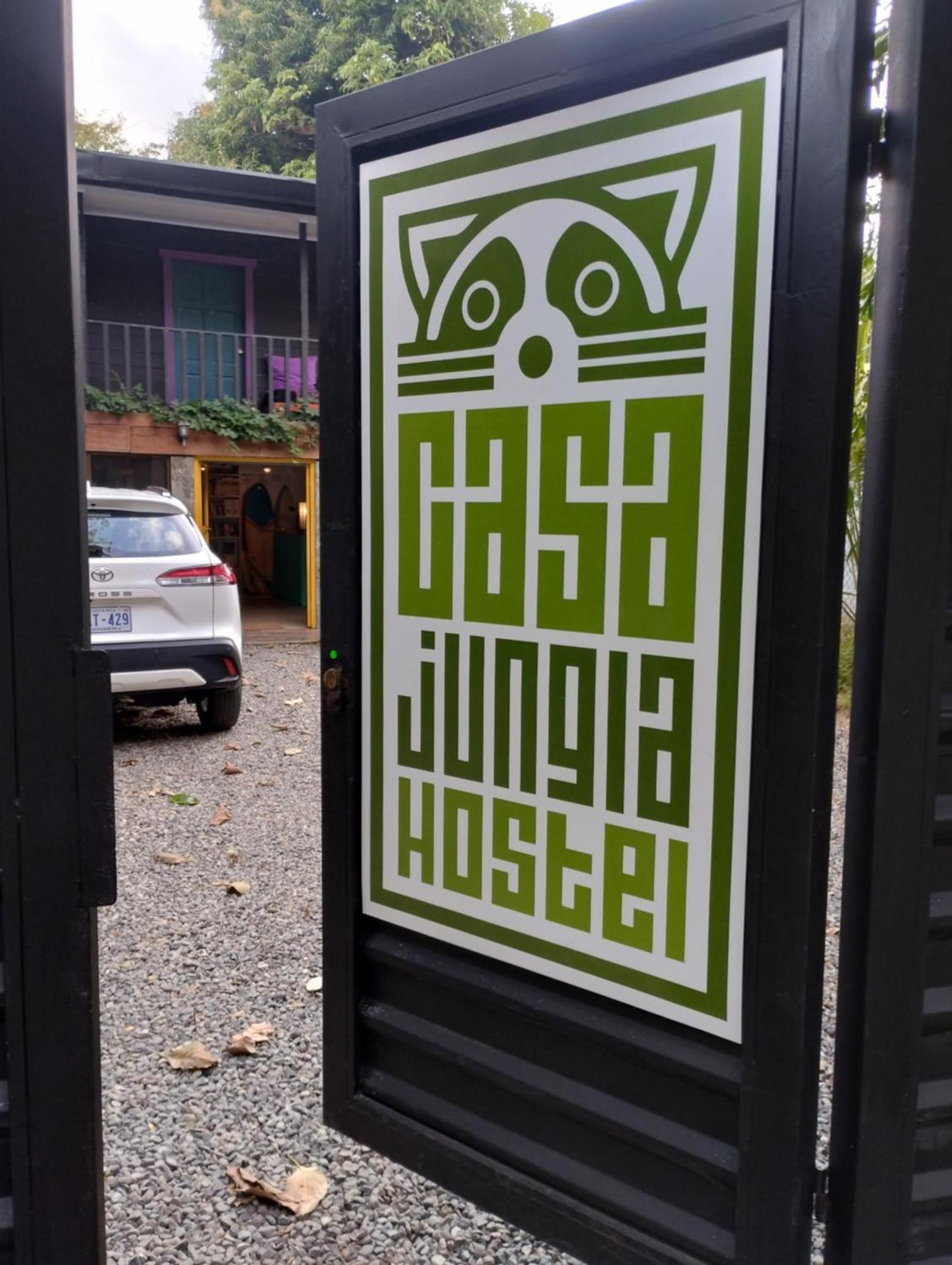 Casajungla Hostel Jacó Eksteriør bilde